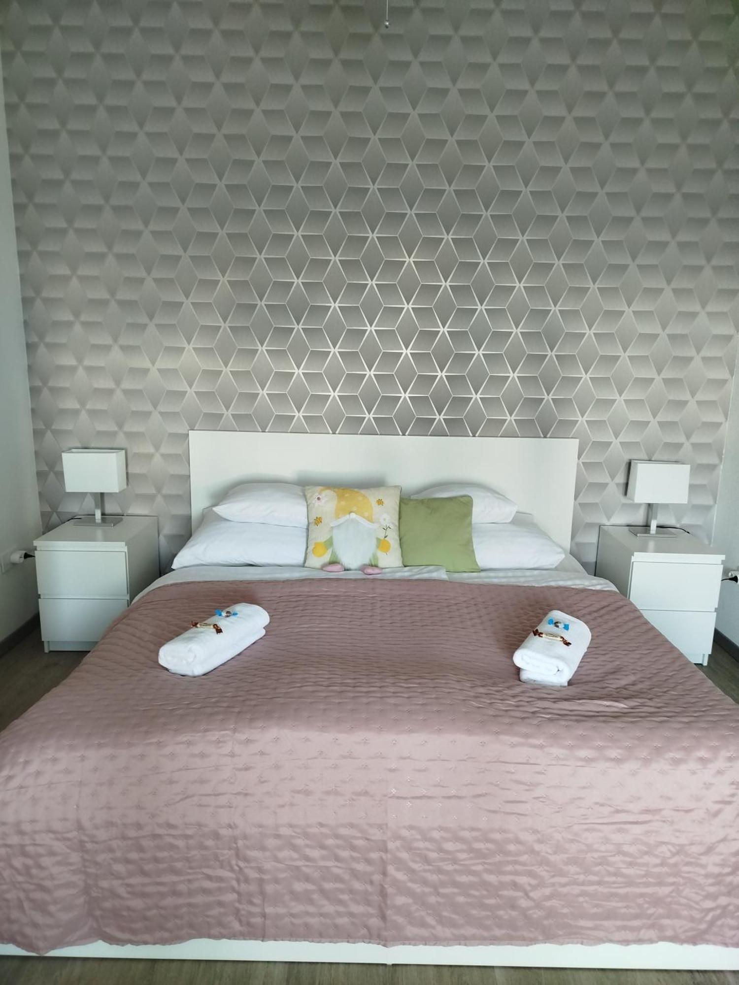 Lady Mabel'S Apartment Near To Arena, Puskas Stadion And City Park, With Guarded Parking Place Budapeşte Dış mekan fotoğraf